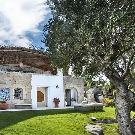 Villa Iris - Ela Sardinia In Villa サン・テオドーロ エクステリア 写真